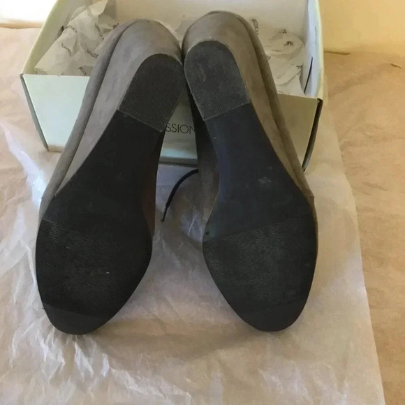 Expressions Marvinmush Mushroom suede wedge ankle bootie Size 10 - Picture 7 of 9